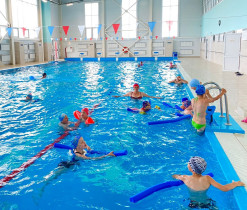 Реализация общеобразовательной программы «Обучение плаванию».
